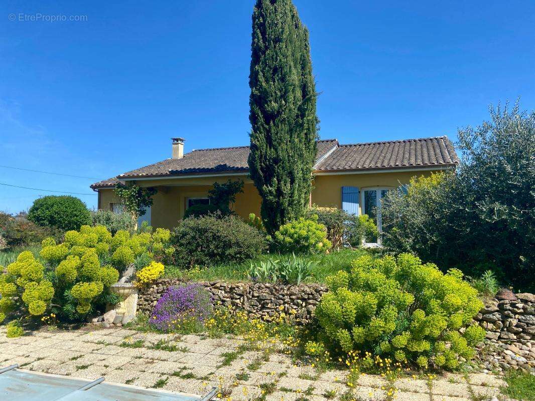 Maison à COUX-ET-BIGAROQUE