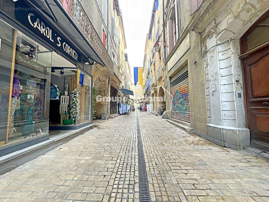 Commerce à SOMMIERES