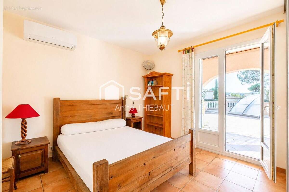 Photo 7 - Maison à SAINT-RAPHAEL