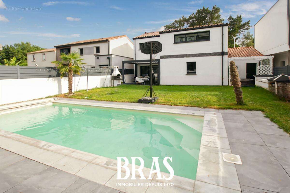 Maison à LES SORINIERES