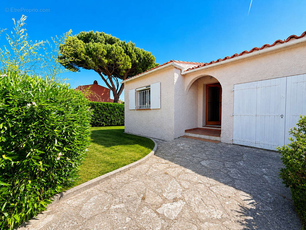 Maison à SIX-FOURS-LES-PLAGES