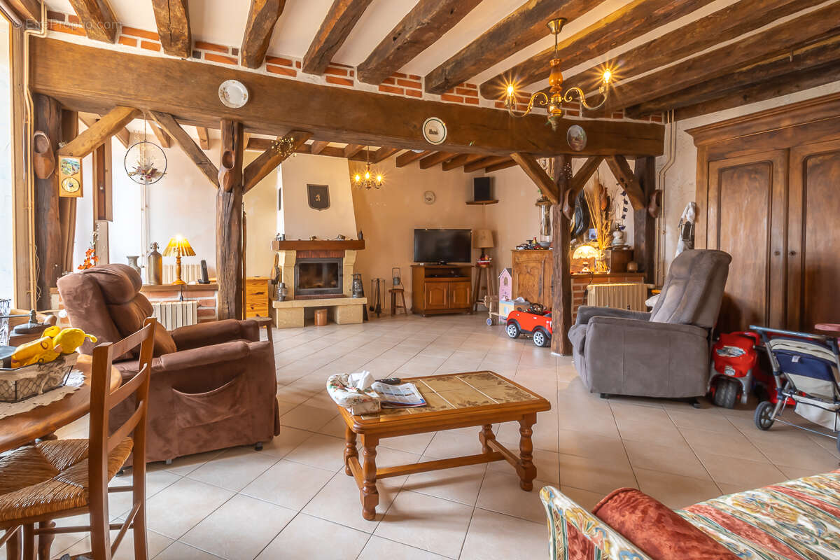 Maison à CHABRIS