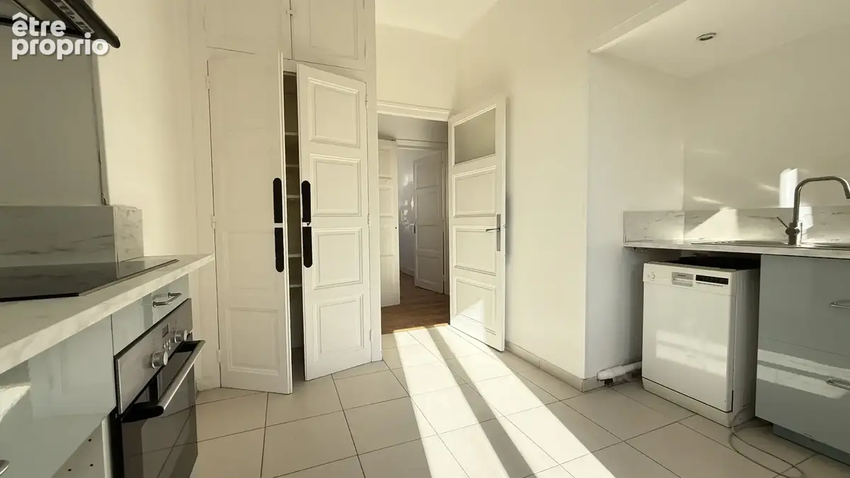 Appartement T4 lumineux centre-ville Clermont-Ferrand - photo 5