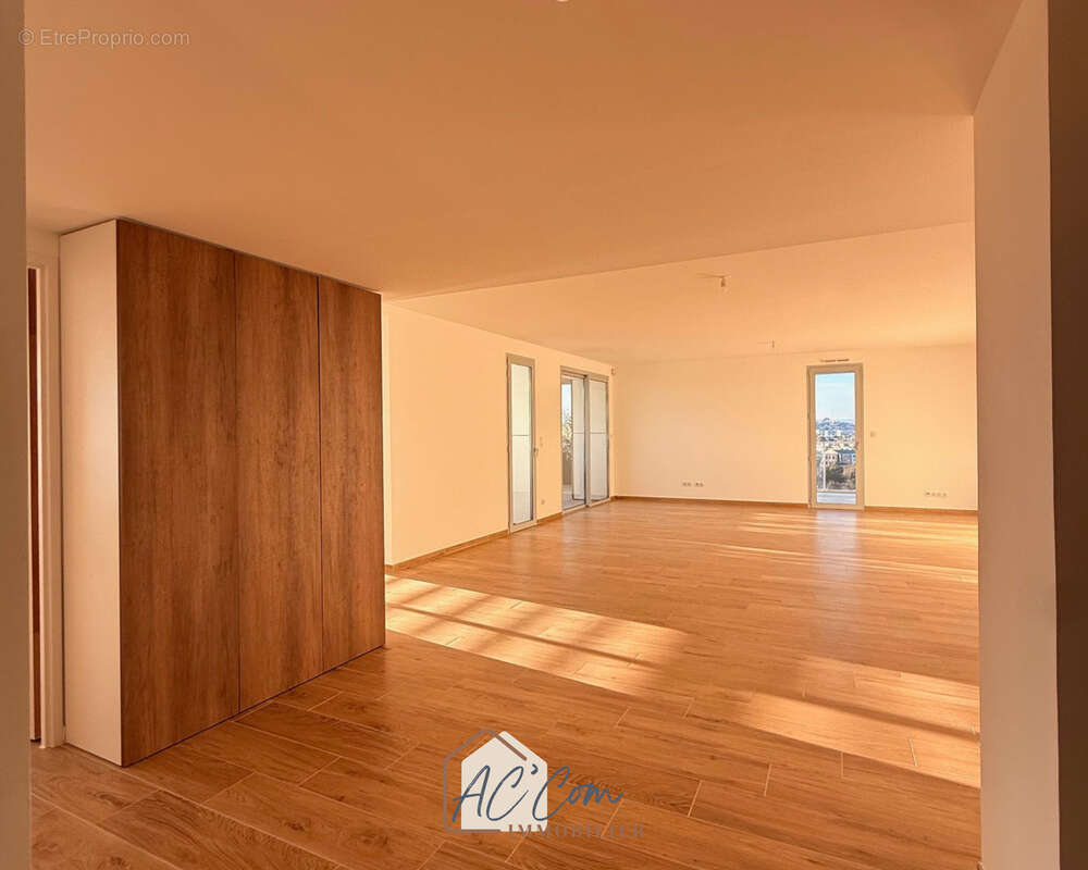 Appartement à MARSEILLE-8E