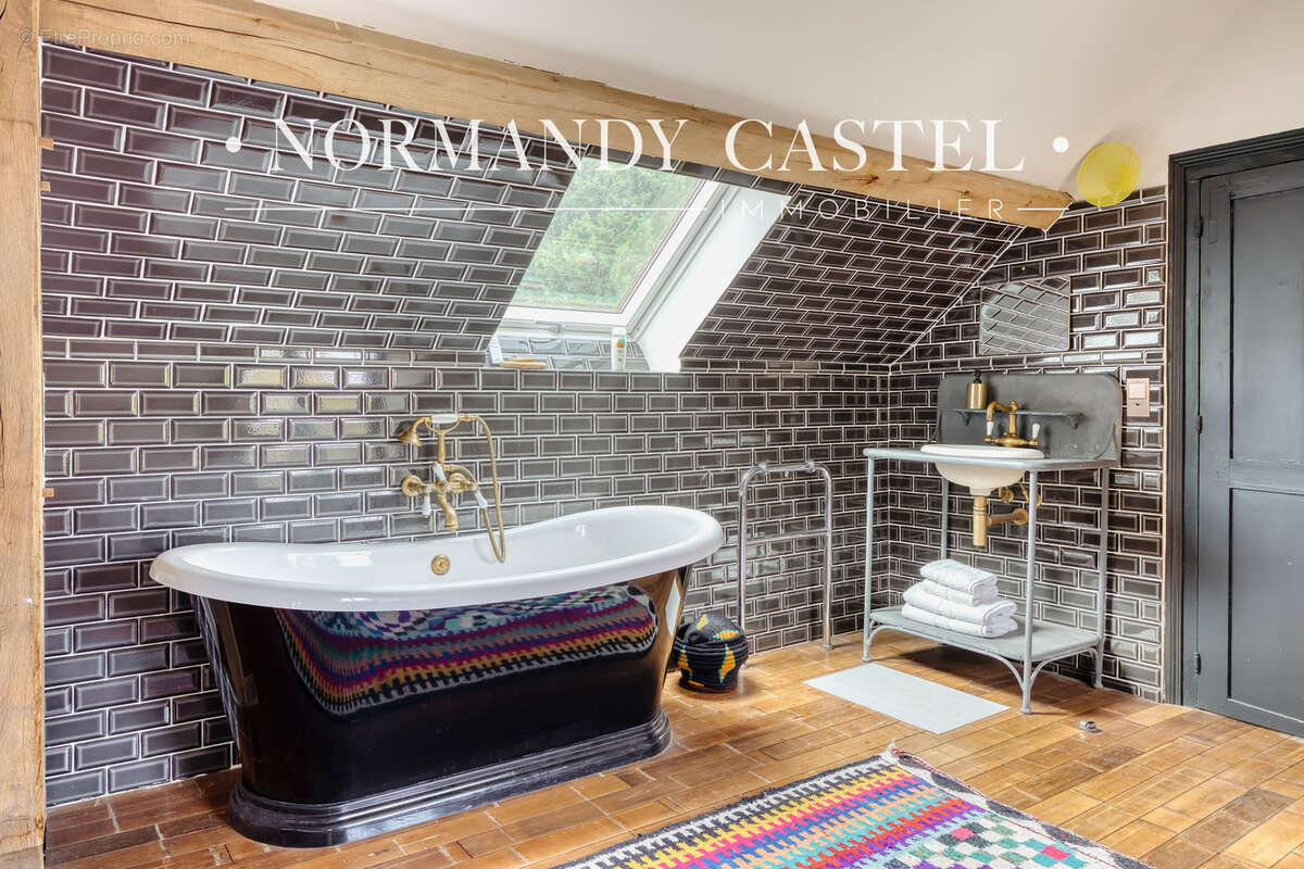 Maison à TROUVILLE-SUR-MER