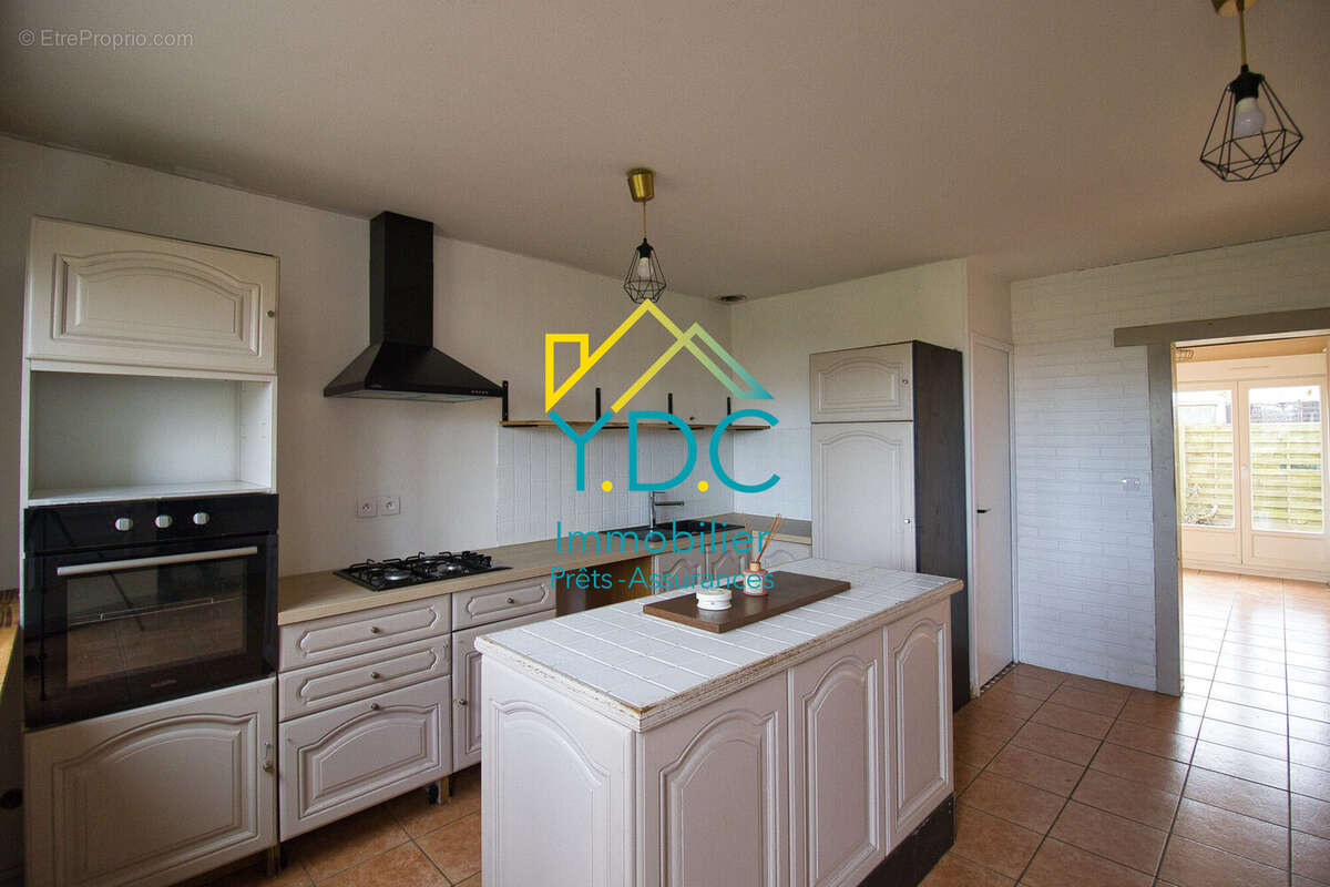 Maison à SAINT-LAURENT-EN-CAUX