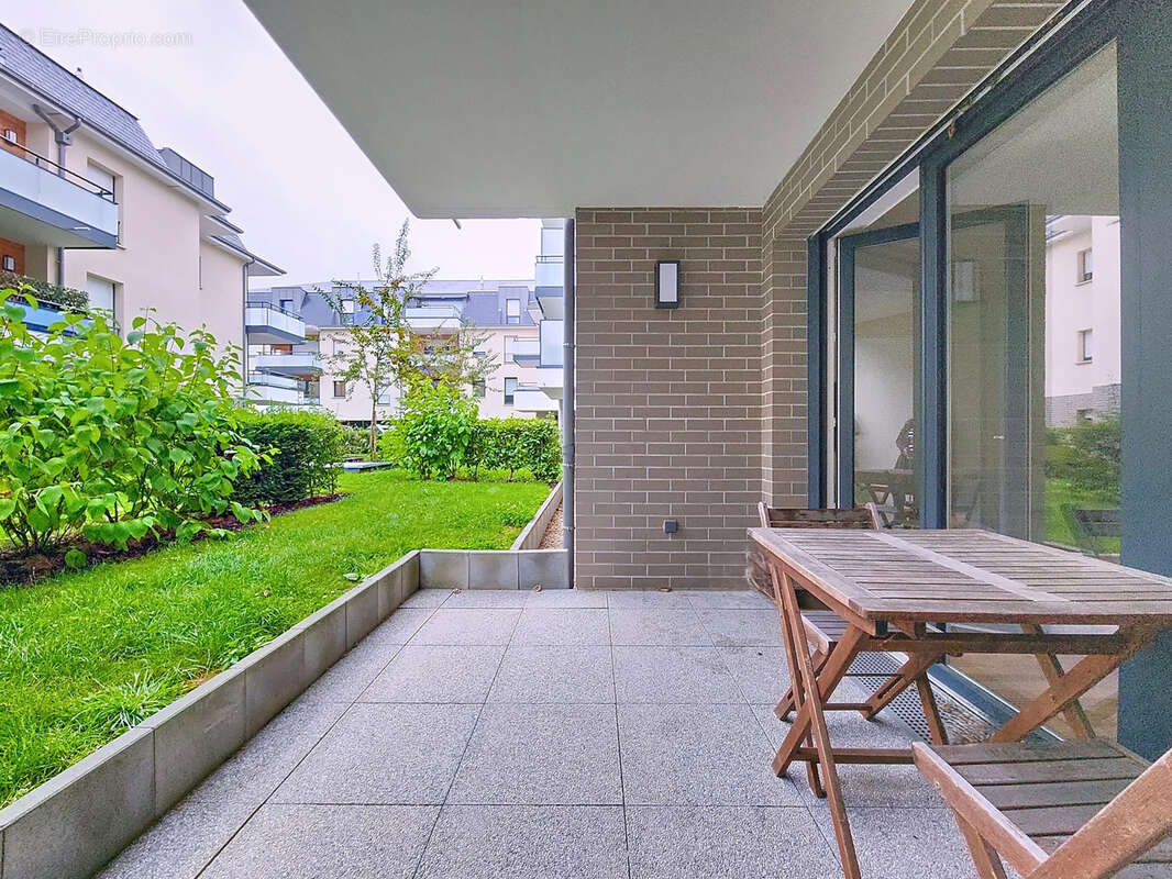 Appartement à LE MESNIL-ESNARD