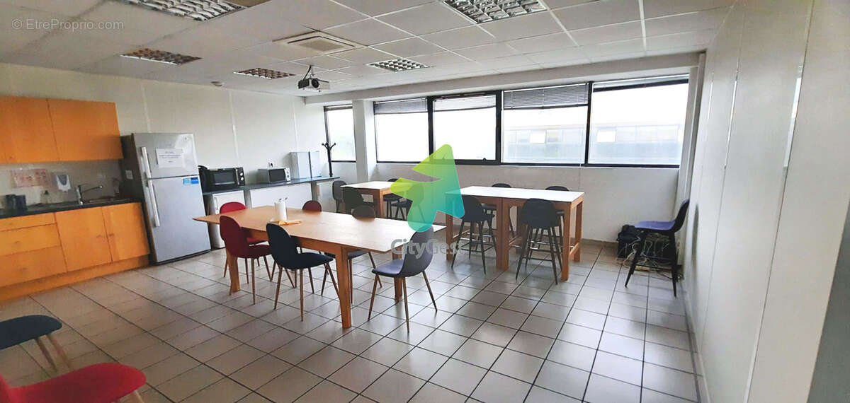 Secteur Bonne Source   Locaux de bureaux à vendre - photo 4
