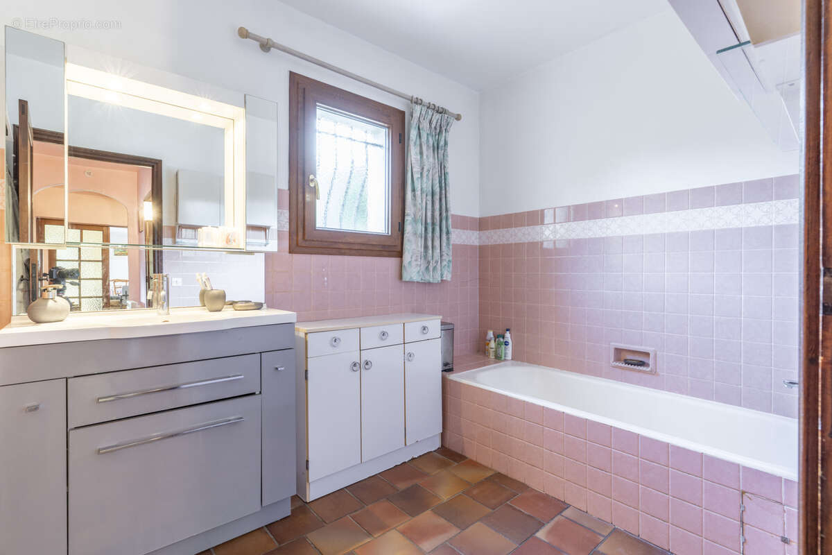 Maison à LA CROIX-VALMER