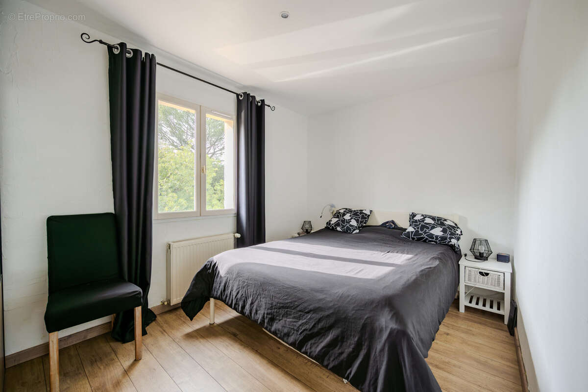 Maison à MEOUNES-LES-MONTRIEUX