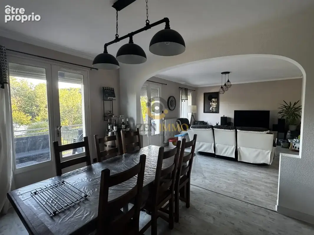 Maison 7 pièces 121 m² à vendre à Saint-Aubin-Le-Cloud (79450) - photo 5