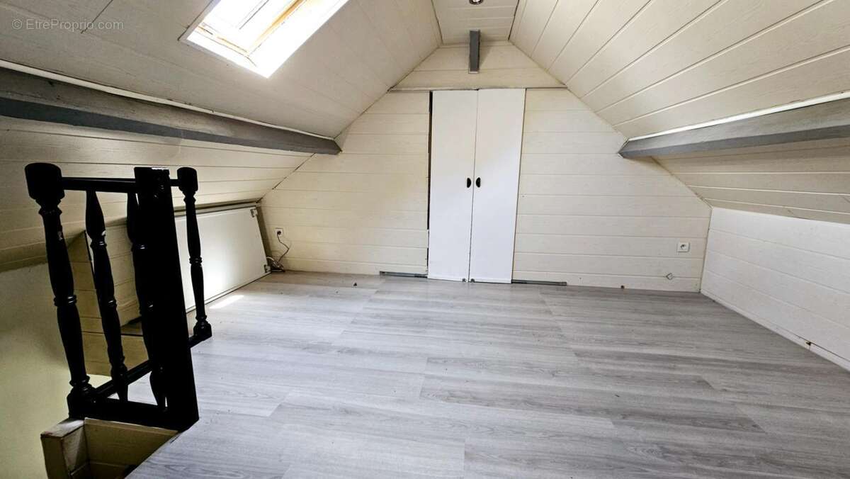 Maison 4 pièces / 74 m² / 105 000 EUR / SUZANNE - photo 9