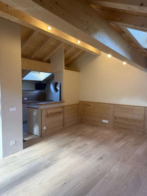 Maison à LA PERRIERE