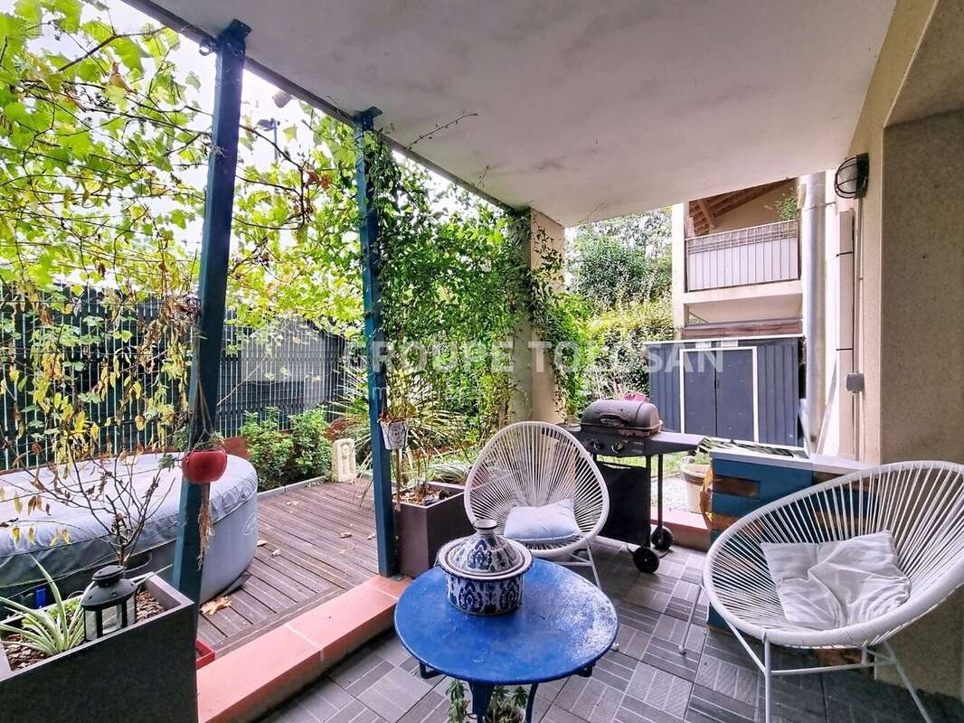 Appartement à POMPERTUZAT