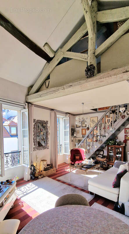 Appartement à RUEIL-MALMAISON