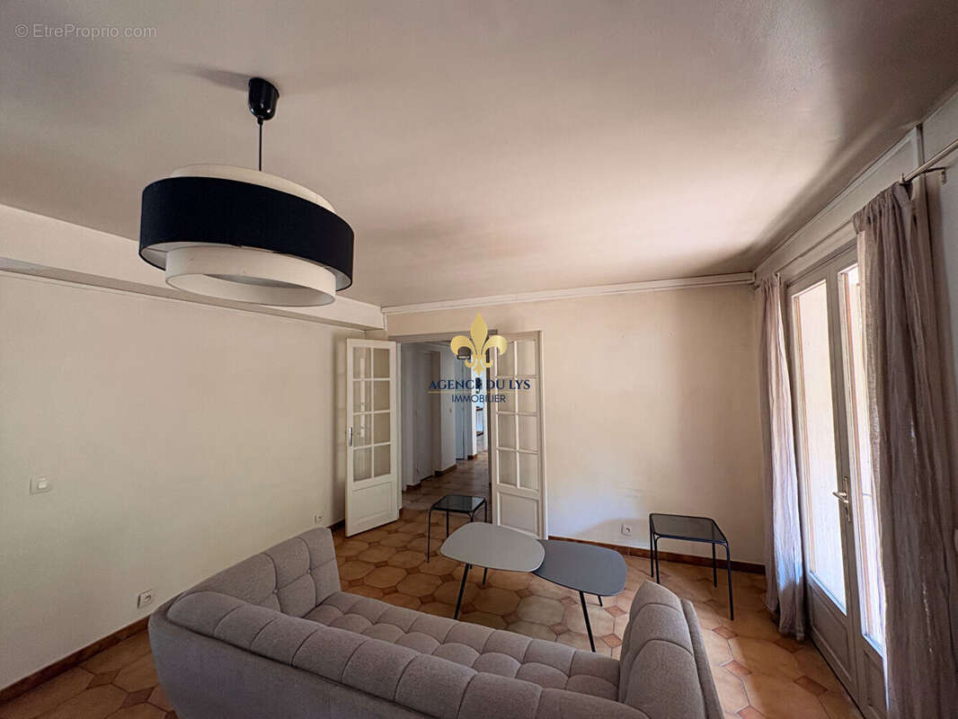 Appartement à GOUVIEUX