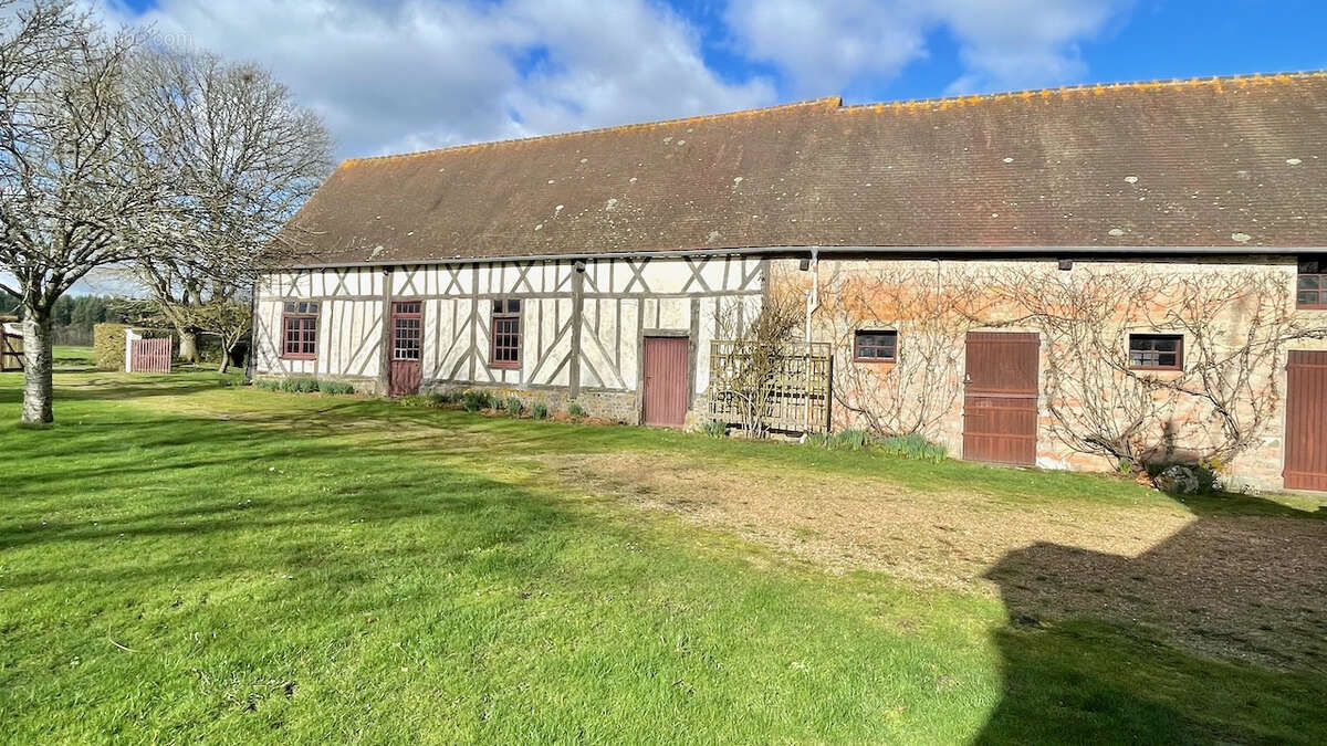 Maison à LES BAUX-DE-BRETEUIL
