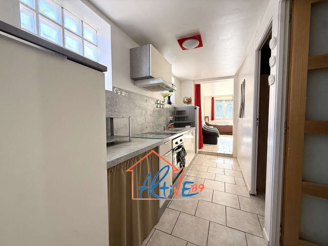 Maison divisée en deux logements   Idéal investissement ou projet familial à Valravillon - photo 4
