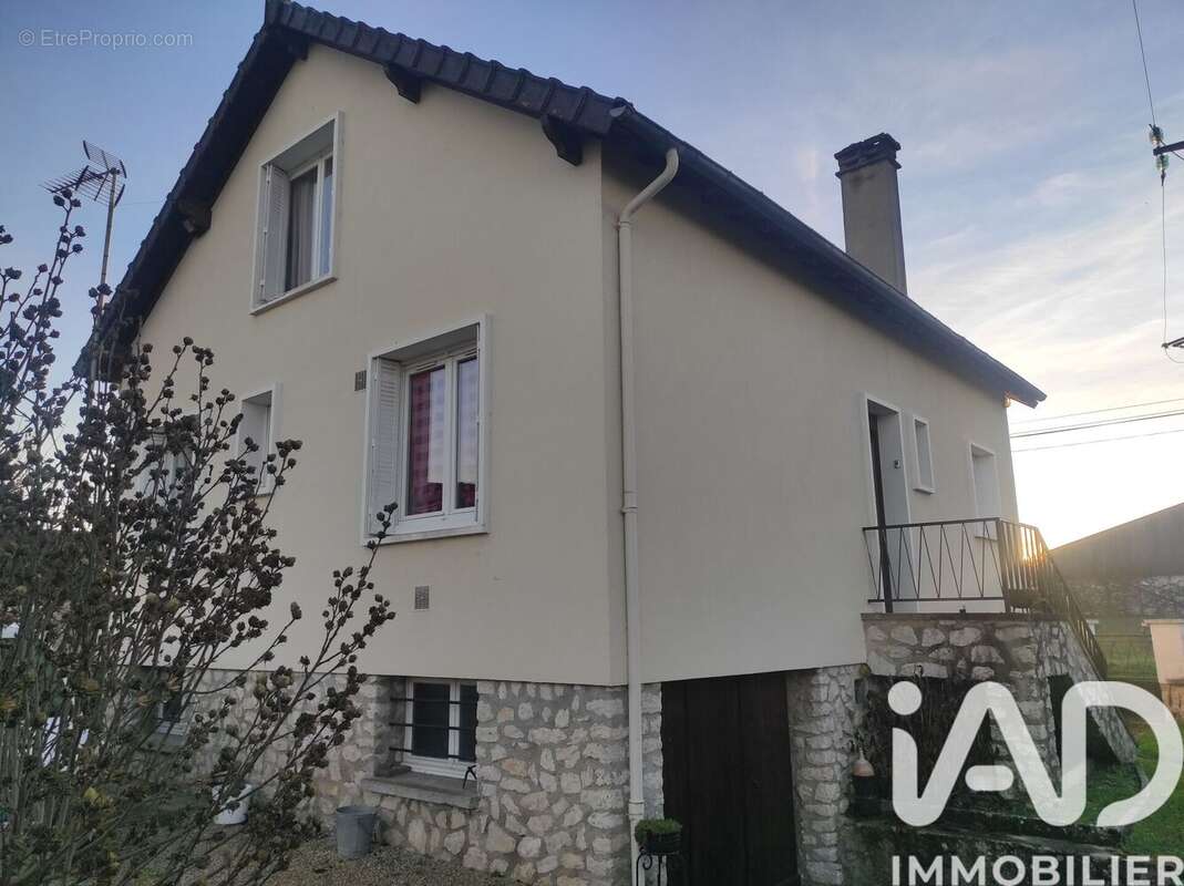 Photo 4 - Maison à MONS-EN-MONTOIS