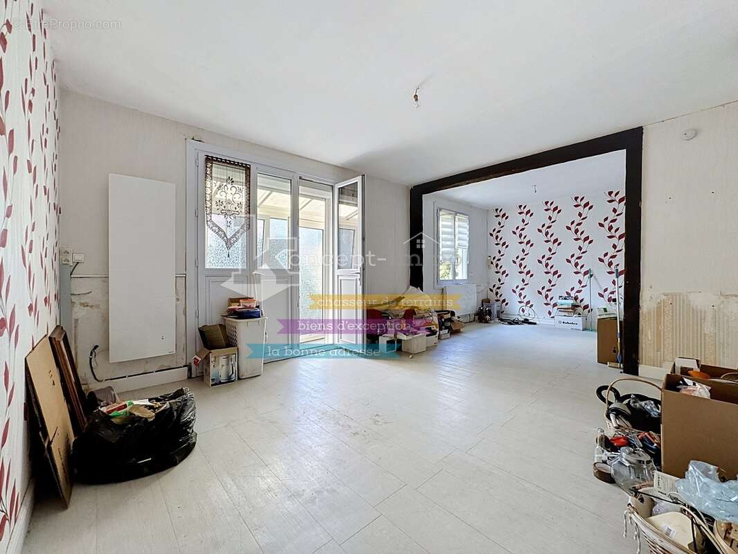 Maison 69 m² à Lieuvillers  - photo 2