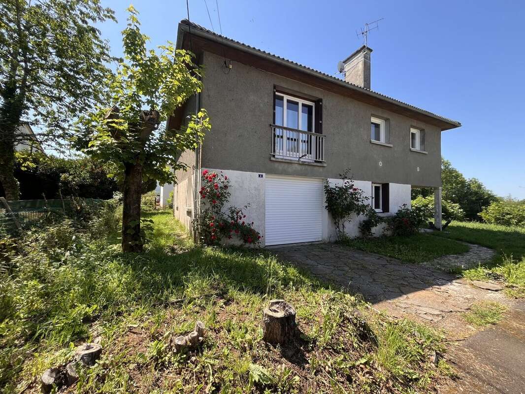 Maison à MAURIAC