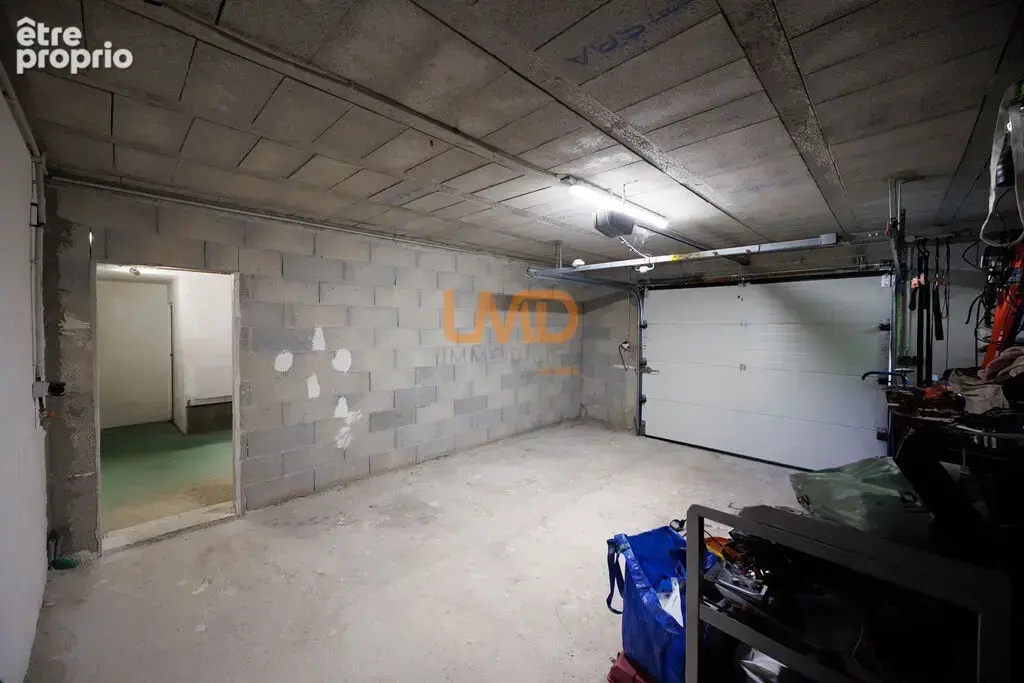 Les Caillols/ La commanderie- Maison- 5P-120 M2 + Studio indépen - photo 16