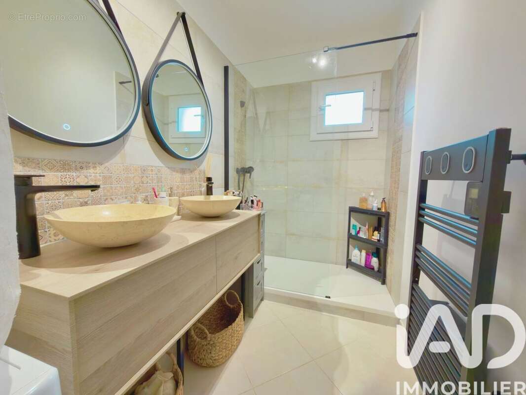 Photo 7 - Appartement à PEYROLLES-EN-PROVENCE