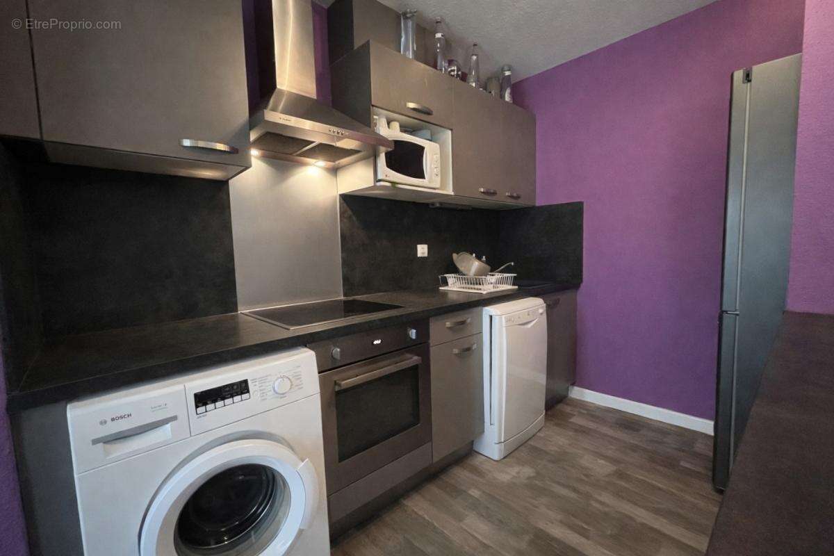 Appartement à LESPINASSE