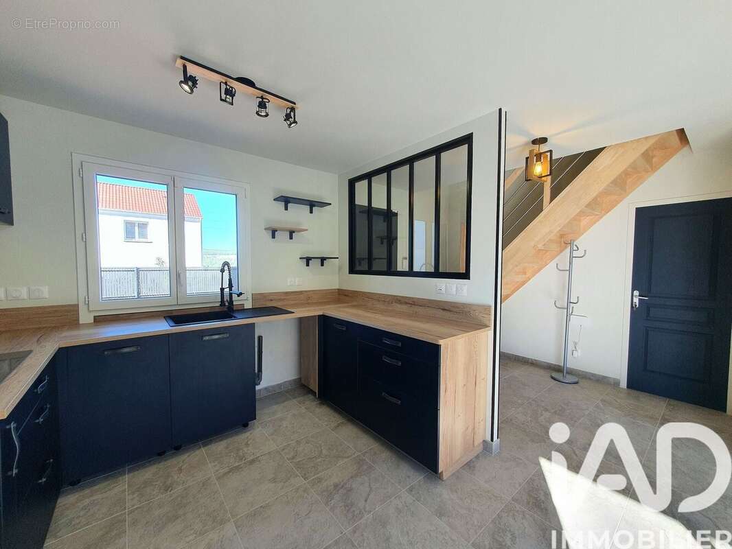 Maison 100 m² à Saacy-Sur-Marne  - photo 8