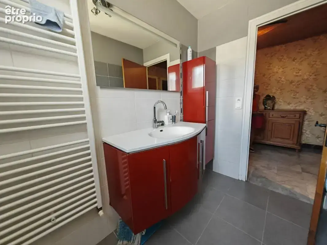 Maison Valzin En Petite Montagne 10 pièce(s) 220 m2 - photo 12