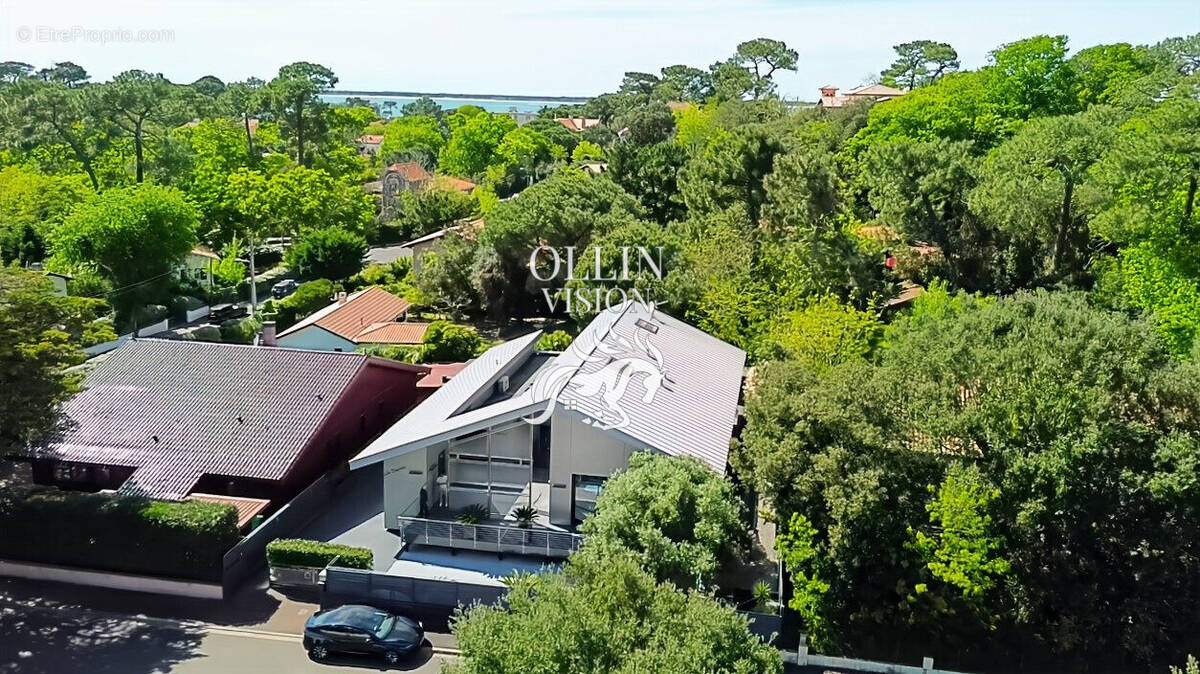 Maison à LE BOUSCAT