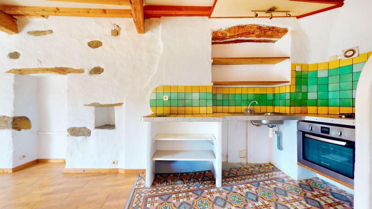 Maison de village avec garage - photo 5