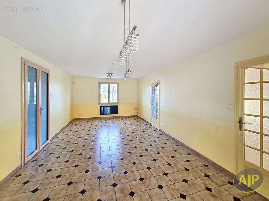 Maison à CHAVAGNES-EN-PAILLERS