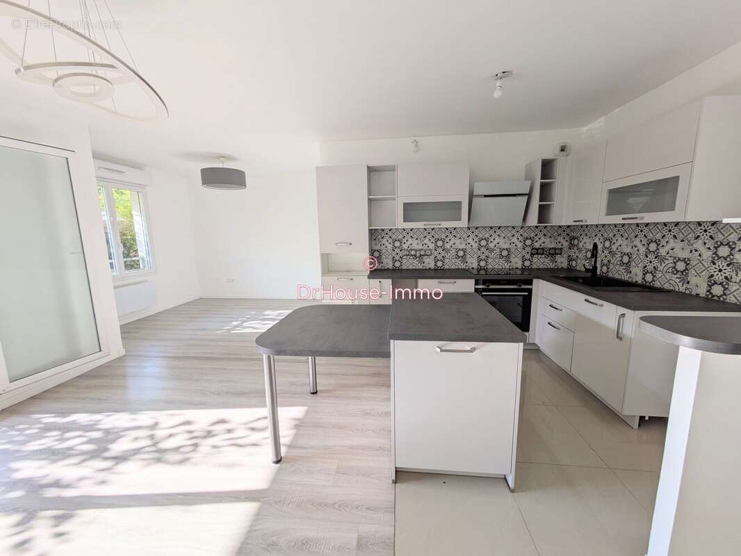 Appartement à VERNOUILLET