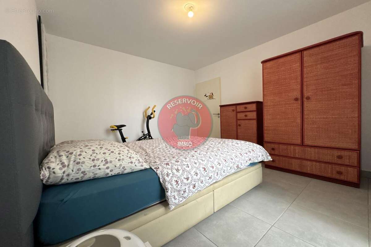 Appartement à LA LONDE-LES-MAURES