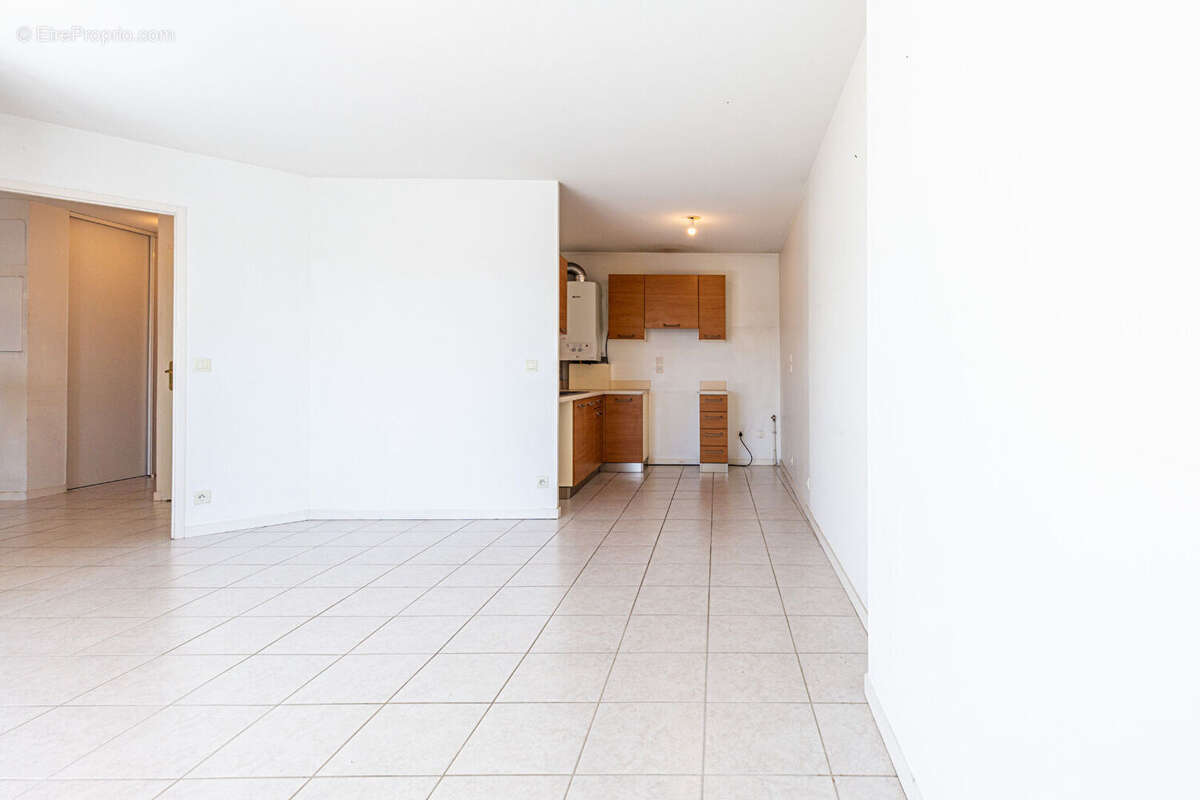 Agence immobiliere laforet - exclusivité - "camomille" - annecy le vieux - appartement t2 - 47,50m² - balcon - cave - dpe c - photo 2