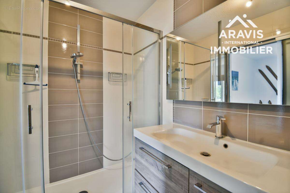 Appartement à SAINT-JORIOZ