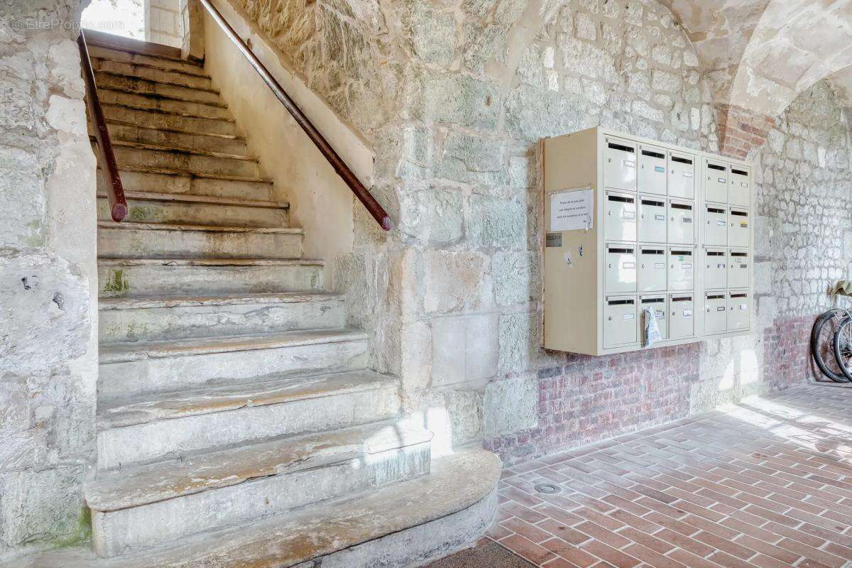 Appartement à CANTELEU