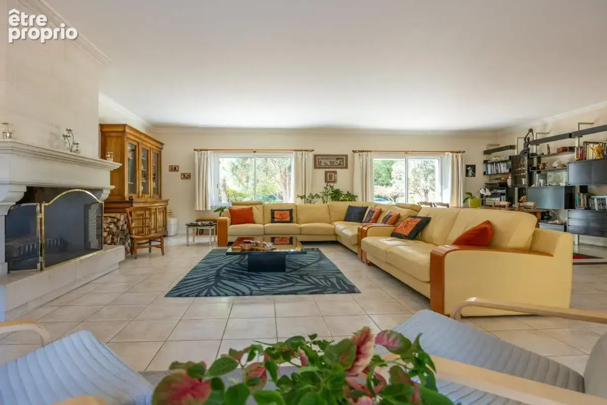 Propriété 250 m² avec piscine - photo 6
