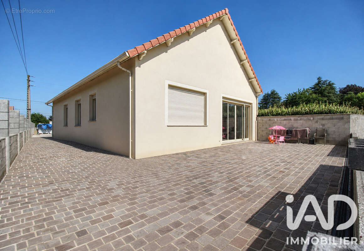 Maison 255 m² à Mery-Sur-Marne  - photo 8