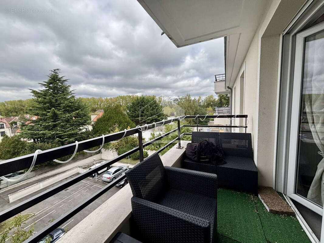 Appartement à PONTAULT-COMBAULT