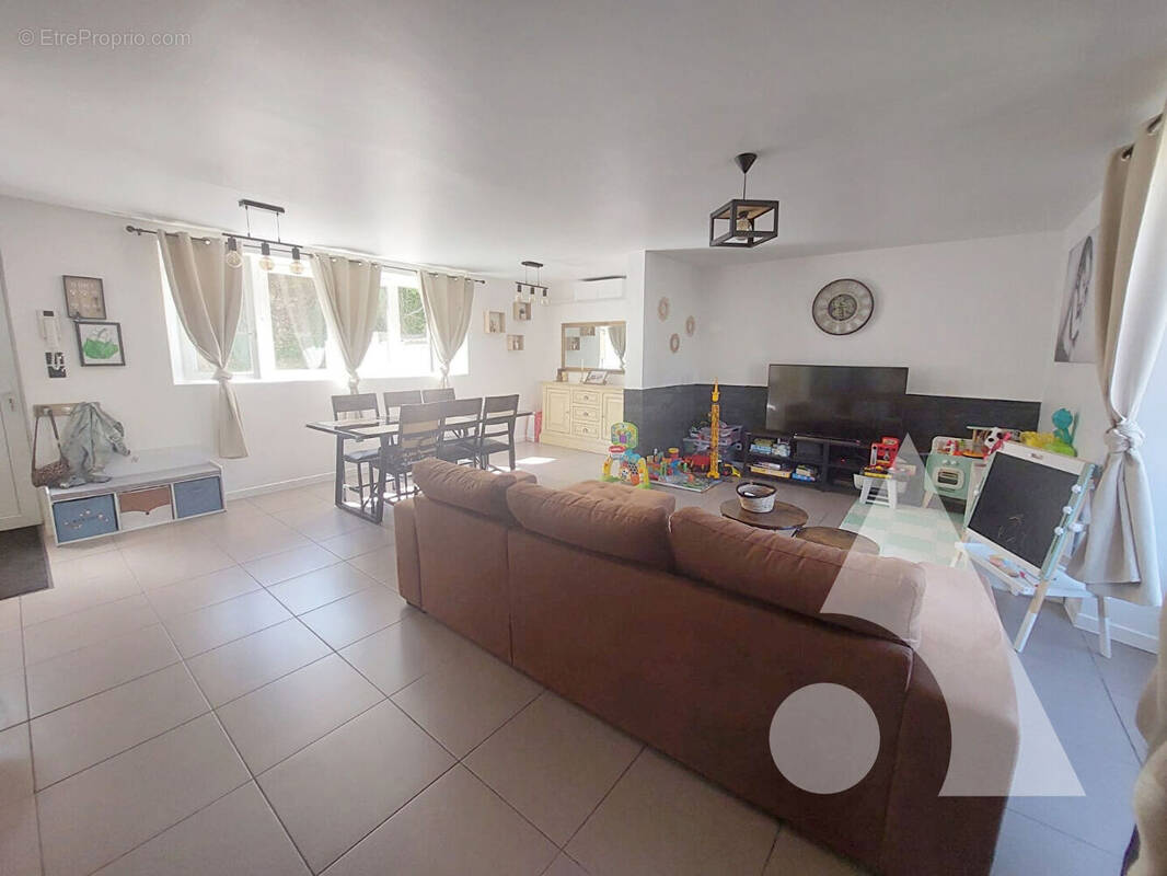 Maison à CREPY-EN-VALOIS