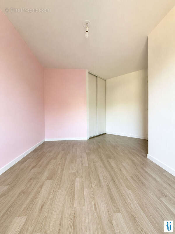 Rouen centre - photo 7