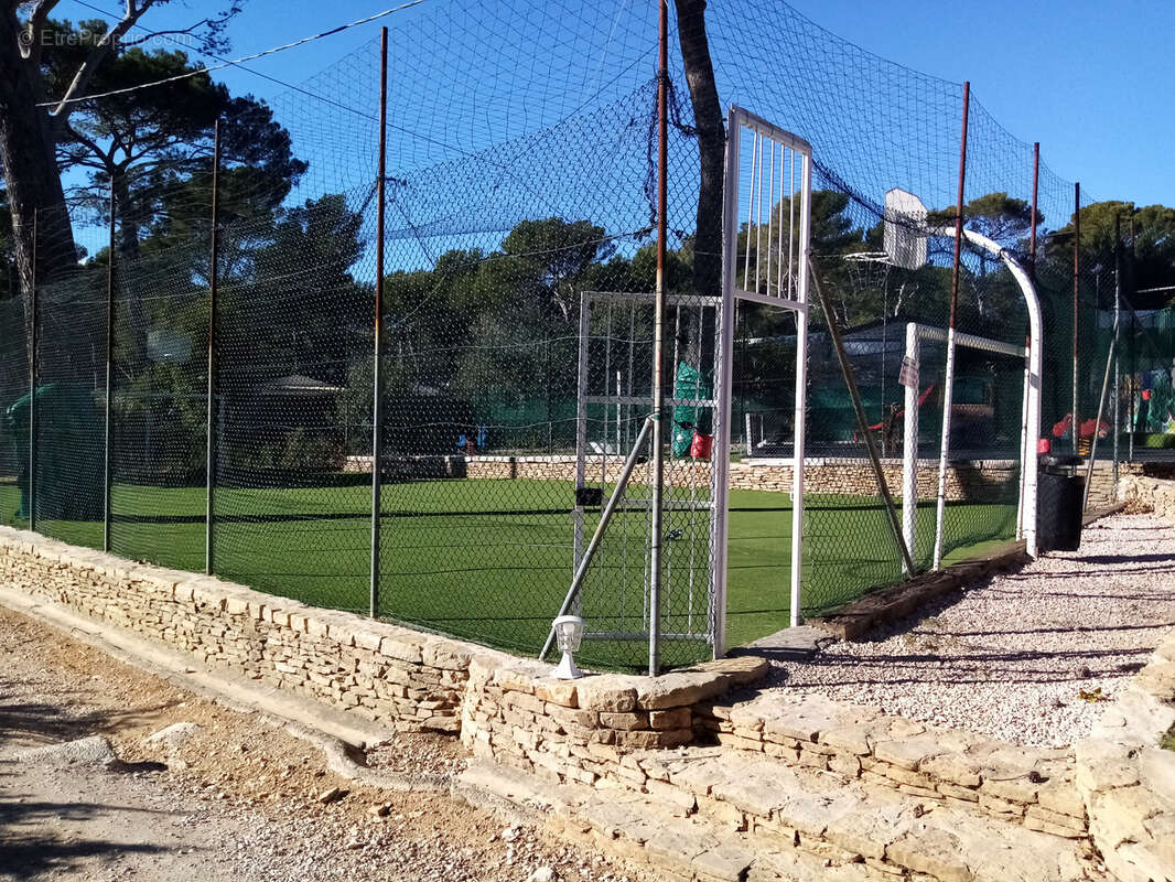 Maison à LE CASTELLET