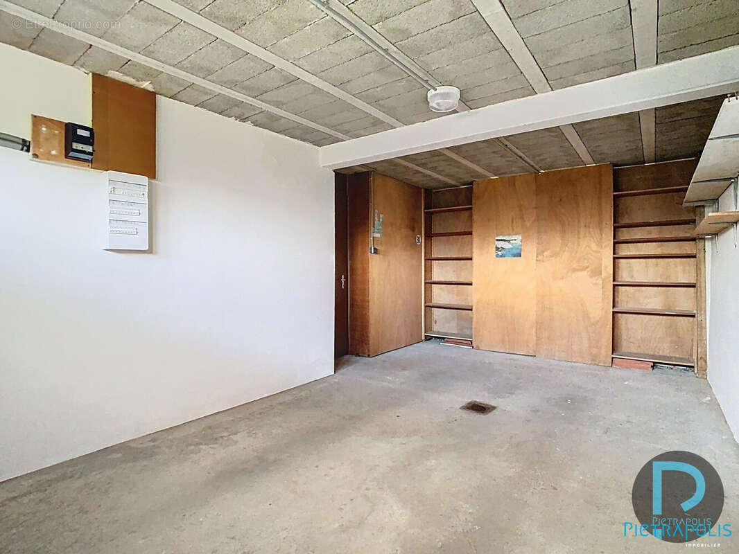 garage maison St Cyr sur Menthon