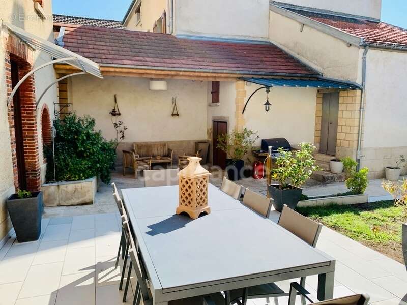 Maison à MAREUIL-SUR-AY