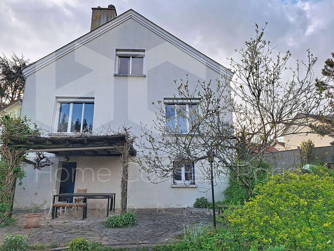 Maison à CHATEAUDUN