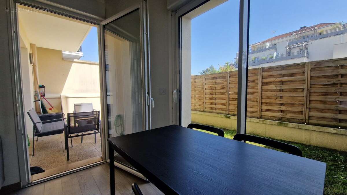 Appartement à NEUILLY-PLAISANCE