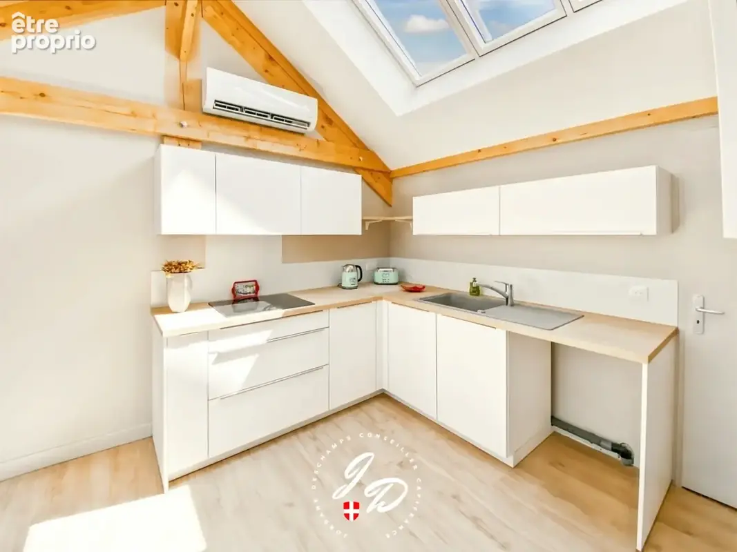 Appartement familial 5 pièces de 115 m² avec esprit maison au cœur d'Albens - photo 4