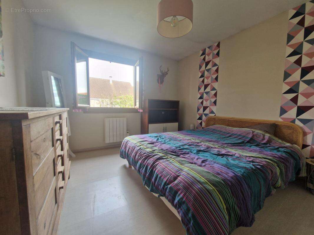 Maison à MONTFORT-LE-GESNOIS